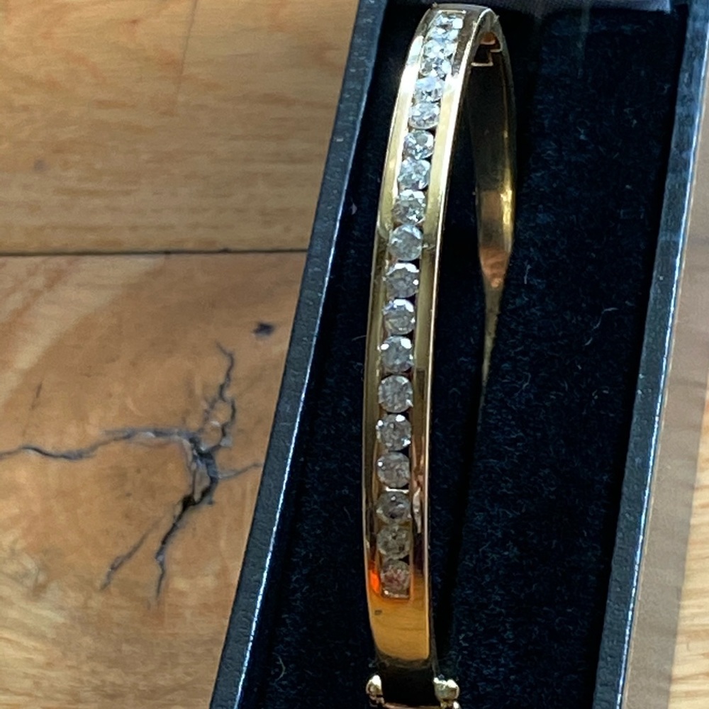 18K bracelet solid gold, real diamonds